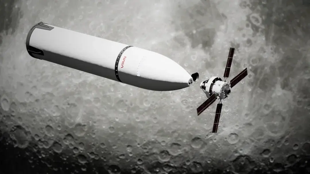 Απεικόνιση του Orion να συνδέεται με το Starship HLS σε σεληνιακή τροχιά, αποστολή Artemis IV