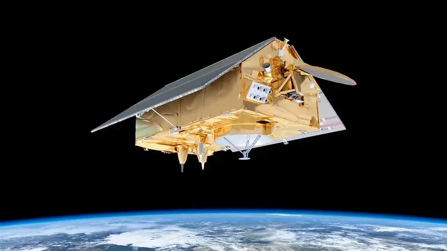Δορυφόρος Sentinel-6 σε τροχιά πάνω από τη Γη, παρακολουθεί την κλιματική αλλαγή και τη στάθμη της θάλασσας
